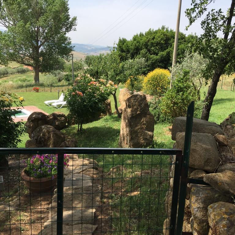 Villa Fonte All'Oppio Con Area Piscina Recintata 피엔자 외부 사진