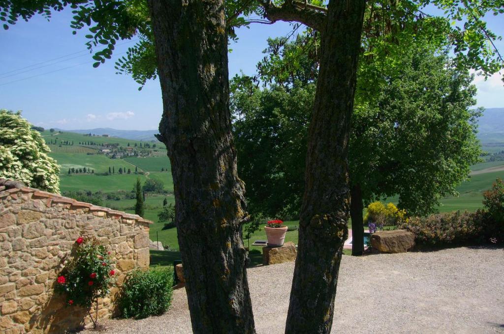 Villa Fonte All'Oppio Con Area Piscina Recintata 피엔자 외부 사진