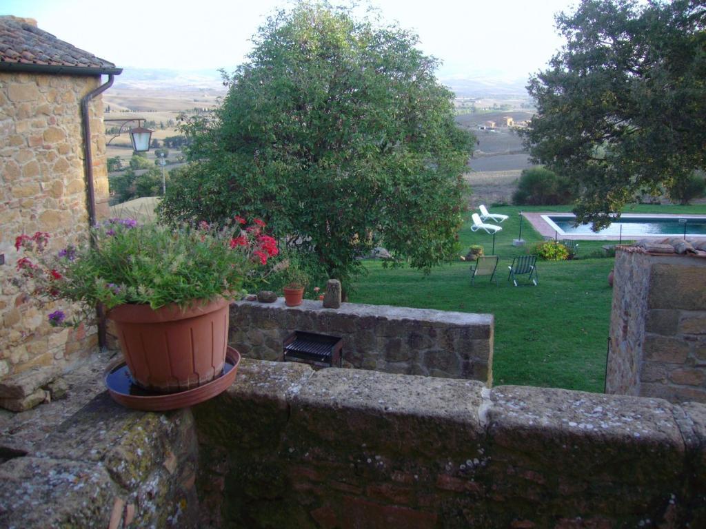 Villa Fonte All'Oppio Con Area Piscina Recintata 피엔자 외부 사진
